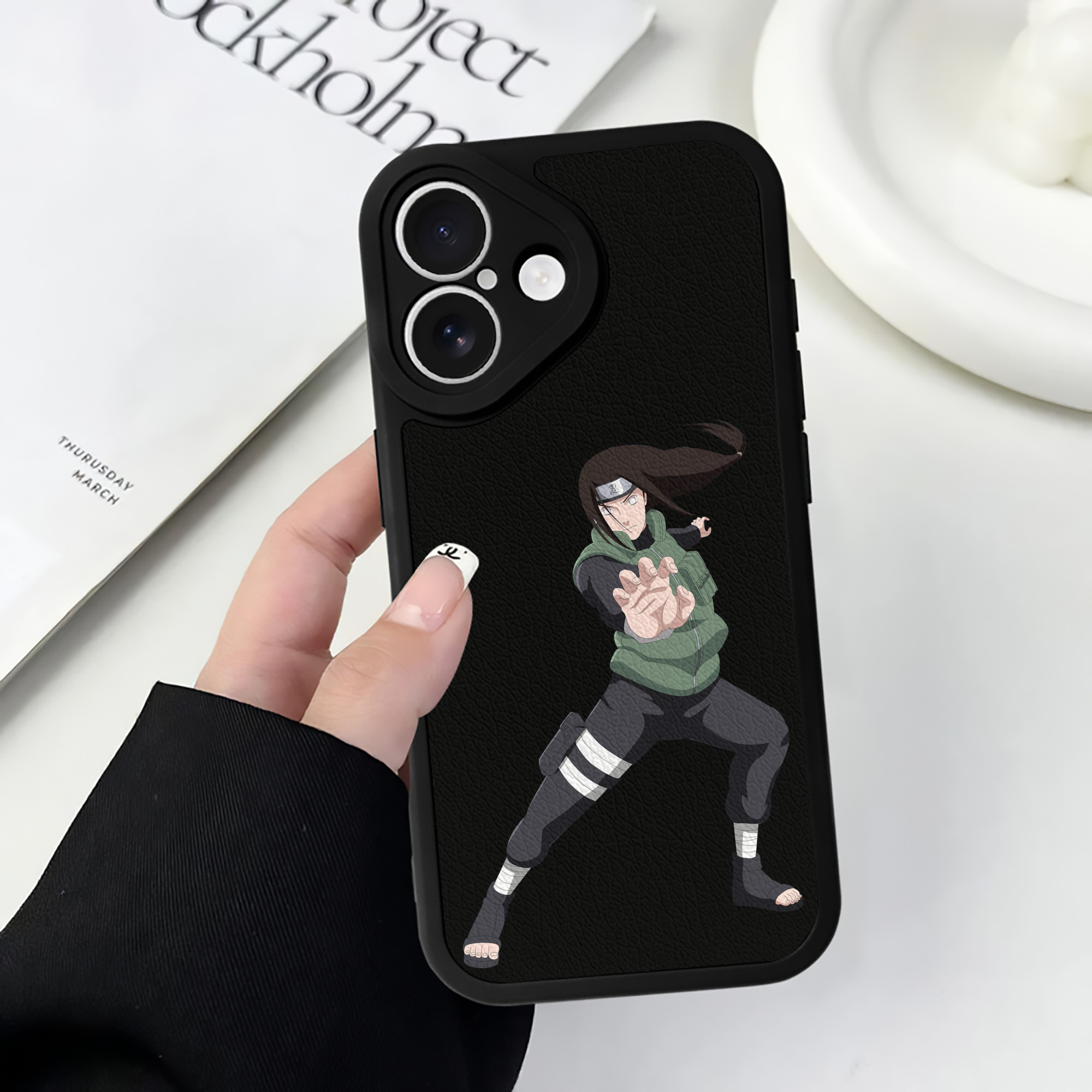 （画像用） NARUTO -ナルト- 日向ネジ Hyūga Neji 【iPhone 16シリーズ対応】シリコンスマホケース（レザー調） 材質：シリコン